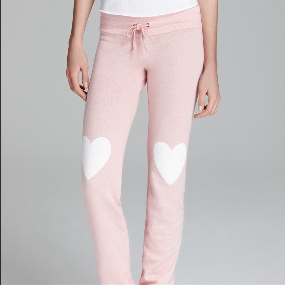 WILDFOX Pink Lounge Pants with White Hearts on Knees